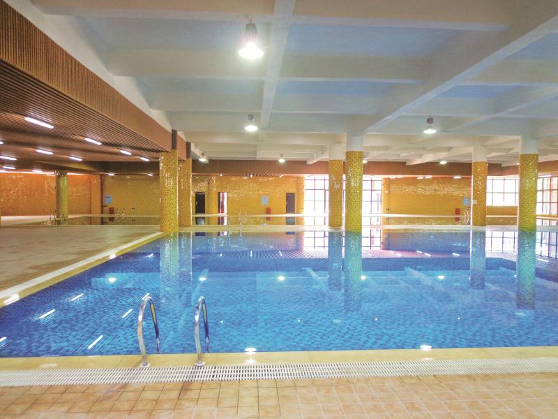 游泳池水若何净化处置